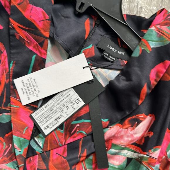 NWT ASOS Lost Ink wide leg jumpsuit with tie waist in abstract floral print XXS - Picture 14 of 16